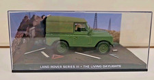 (5008)De Agostini 1:43 James Bond Land Rover III Le luci diurne viventi