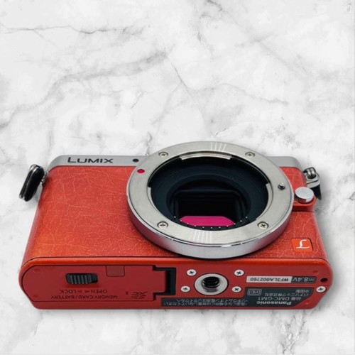 Fotocamera digitale mirrorless