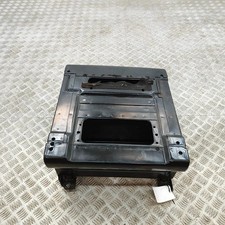 Supporto sedile anteriore