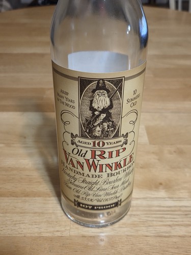 Vecchia bottiglia vuota - , rip