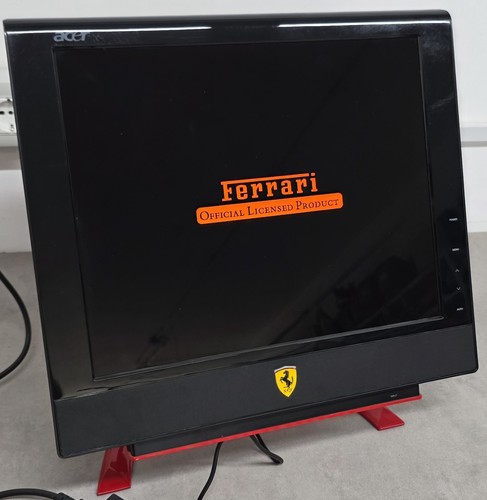 Monitor lcd acer - ferrari, f-17"