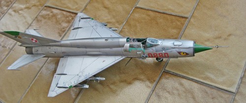 Aereo modello scala 48 - scala, 1:48
