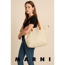 Borsa Marni media in pelle con marsupio abbinato