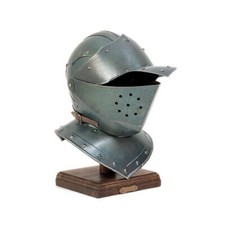 Elmo Medievale in ferro da