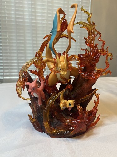 Figura famiglia charizard - figura,