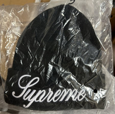 NUOVO Supreme New Era Script Beanie (FW24) (Nero) - Spedizione gratuita