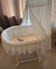 Culla neonato in vimini bianca