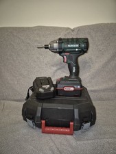 Avvitatore a percussione