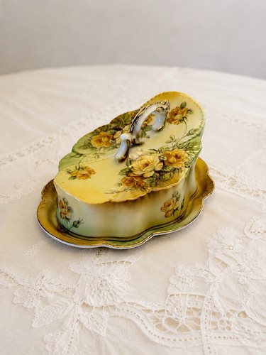 Antico piatto formaggio