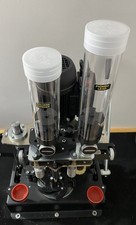 Pressa Orlatrice CHIUDI CARTUCCE da caccia  marca Omv Rotativa