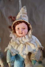 Wattepuppe  Christbaumschmuck im viktorianischen Stil  Junge im Harlekin-Kostüm