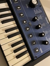 Novation MiniNova