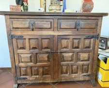Antica credenza stile spagnola