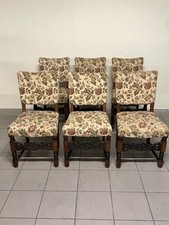 Set di 6 sedie in legno con particolari torniti e intagliati, anni '40