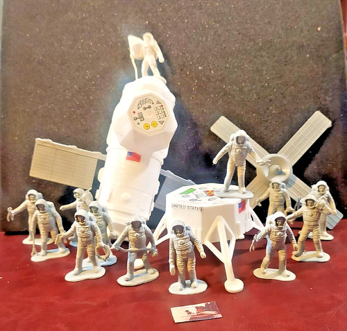 Lotto soldatini astronauti - lotto,