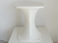 Sgabello impilabile plastica