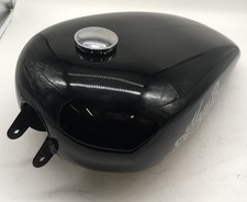 Serbatoio per Harley-Davidson Sportster nero con tappo serbatoio cromato 