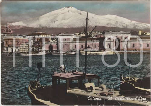 Catania porto con l etna - catania, l'etna