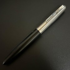 Parker 21 fountain pen black