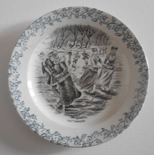 Piatto ceramica societa - ceramica, societa'