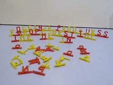 vecchie LETTERE GIOCATTOLO alfabeto in plastica per gioco comporre parole di