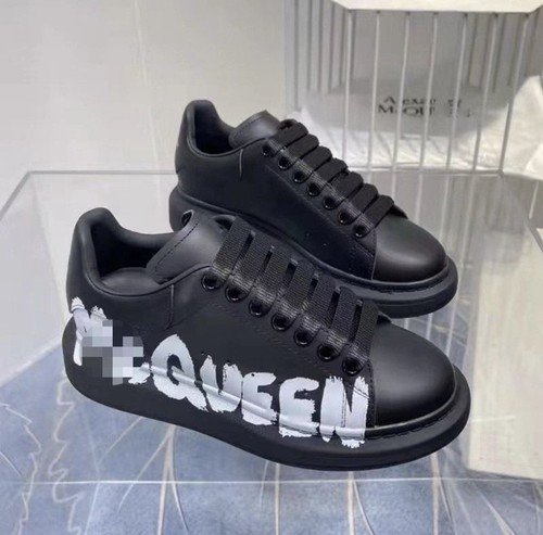 Mcqueen nere con scritta - mcqueen,