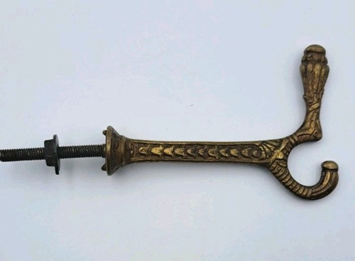 Antico gancio vittoriano per
