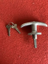 A820BP XX - MANIGLIA COFANO