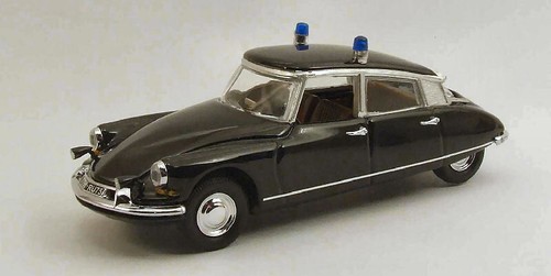Modellino auto scala - 1:43, rio