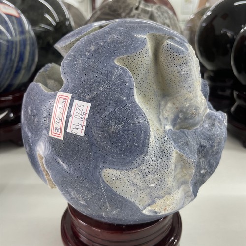 Sfera corallo blu naturale - di,