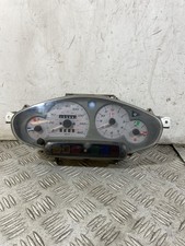 105824- Strumentazione Contachilometri  Piaggio X8 200 Dal 2004 al 2006 KM 05594