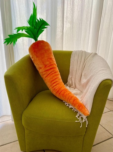 Cojín zanahoria gigante hecho - zanahoria,