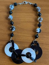 Collana AGATA striata bianca nera grigia con elementi sintetici - Lungh. 55 cm