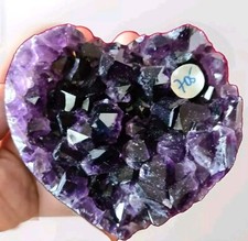 Ametista Cuore URUGUAY qualità extra cristalloterapia 705 gr Drusa Cavity Cup