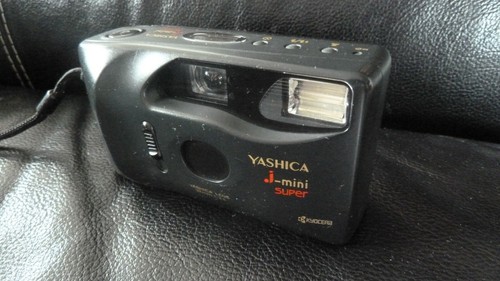 Macchina fotografica yashica - fotografica,