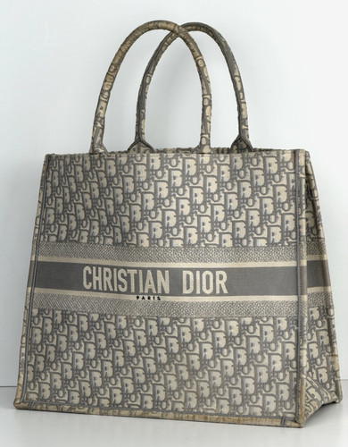 Christian dior book - christian, large