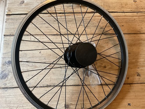 Ruota anteriore bici - anteriore,