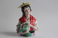 Scatola figurativa porcellana