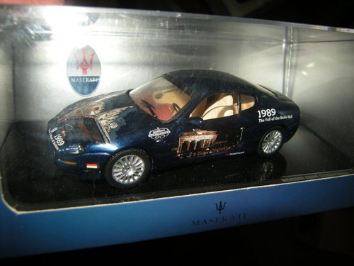 Ixo maserati coupe - 1:43,