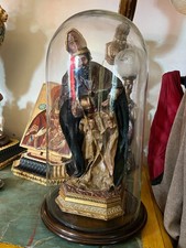 Statuina in carta pesta  San Nicola Vescovo con base in legno e teca in vetro.