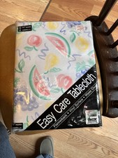 Tovaglia vecchia stock nuova 