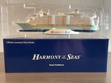 Modellino nave da crociera