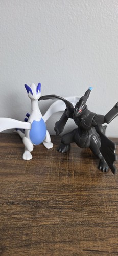 Figurina zekrom lugia 2011 - figurina,