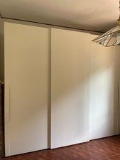 Armadio bianco latte design moderno 3 ante scorrevoli usato in ottime condizioni