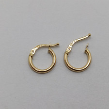 ORECCHINI A CERCHIO A SEZIONE