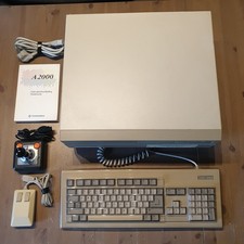 Commodore Amiga 2000 + Scheda
