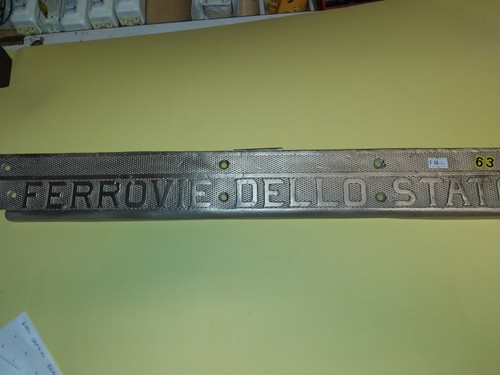 Bronze staircase edge - fs, with