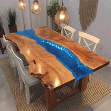 Tavolo da pranzo epossidico personalizzato | tavolo fiume noce fatto a mano | bordo vivo legno massello