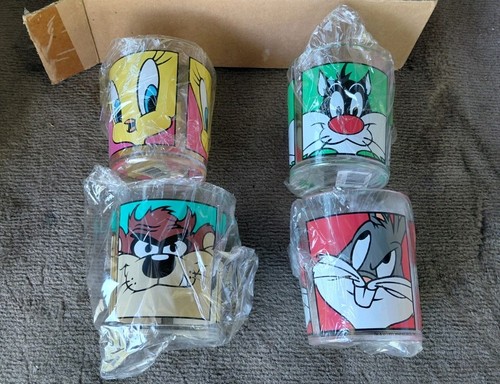 Looney tunes cups - cups, 1991