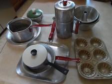 Lotto di 14+ pentole e padelle